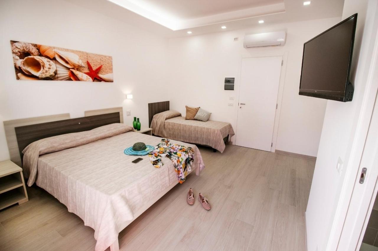 Incanto Di Luna B&B Family Rooms Vieste Luaran gambar